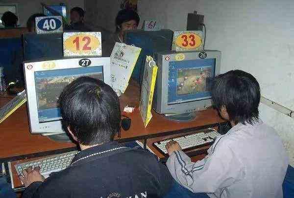 升级传奇暗黑沉默版本攻略中龙纹武器的经历